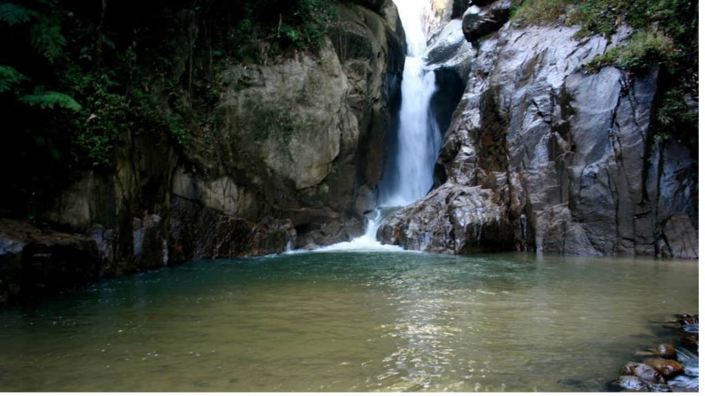 Chiling Waterfalls